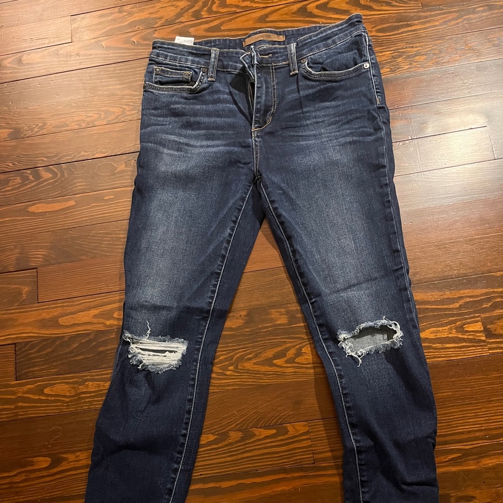 Joes jeans size 29, raw hem, distressed, like new